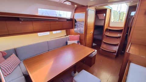 Dufour Grand Large 382