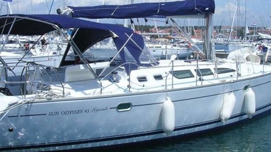 Jeanneau 43