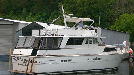 Trojan 54 deckhouse