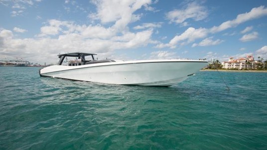 Custom CSR Powerboats V53