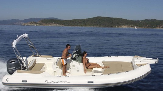 Tempest 700