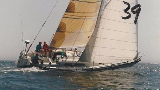 C&C 40 Centerboard Cruiser