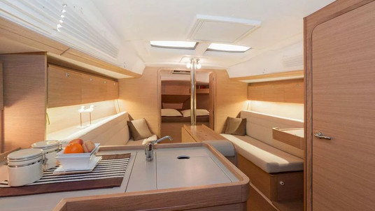 Dufour 360 GL - 3 cab.