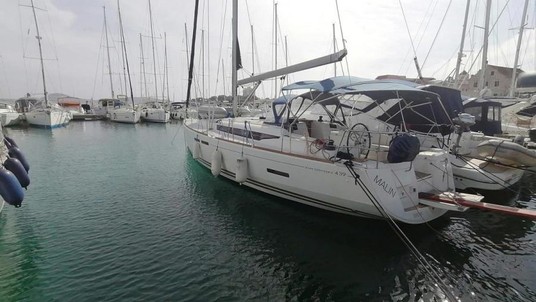 Sun Odyssey 439