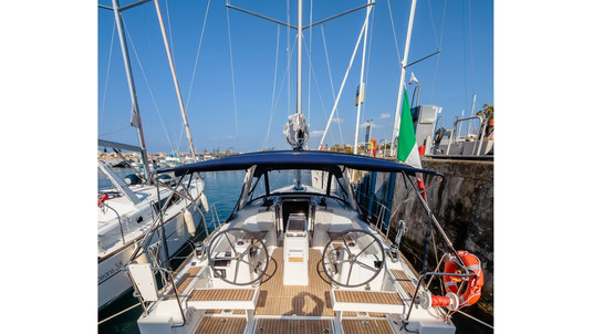 Beneteau Oceanis 35.1