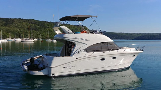 Beneteau Antares 36