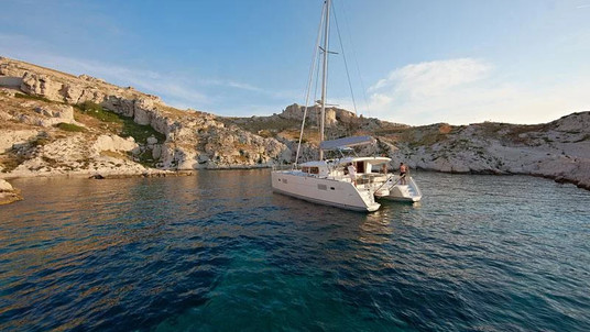 Lagoon 40 - 4 + 2 cab