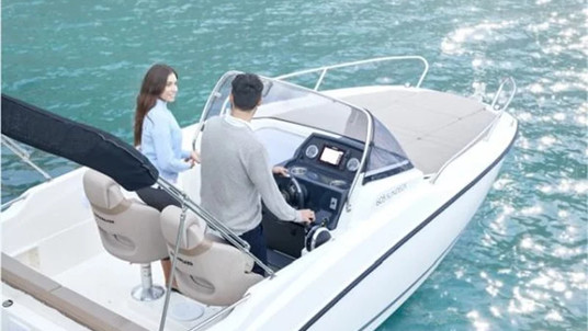 Quicksilver Activ 605 Open