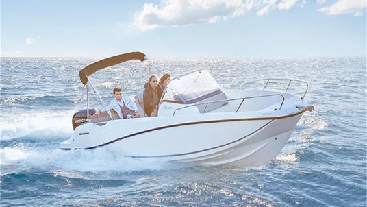 Quicksilver Activ 675 Open