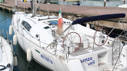 Beneteau Oceanis 43