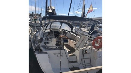 Beneteau Oceanis 43