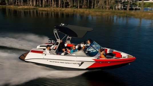 Super Air Nautique 210