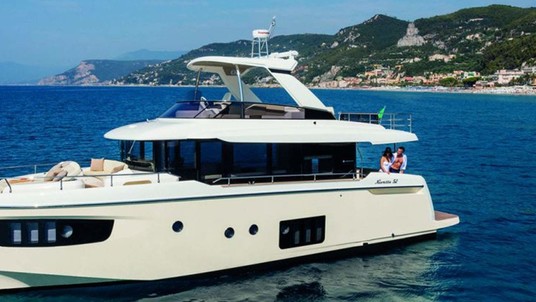 Absolute Navetta 52
