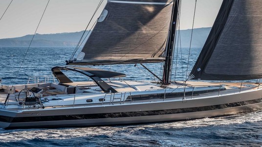 Beneteau Oceanis Yacht 62