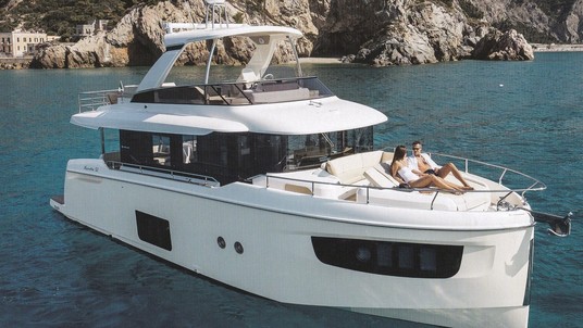 Absolute Navetta 52