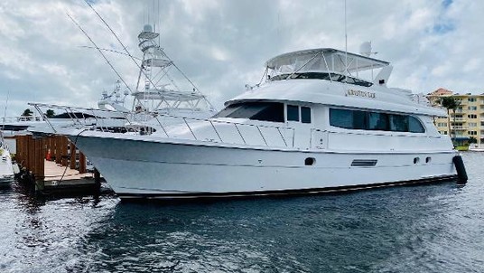 Hatteras 75 Cockpit Motor Yacht