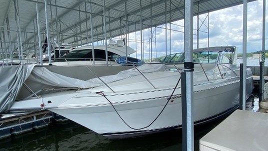 Chris-Craft Express Cruiser 360