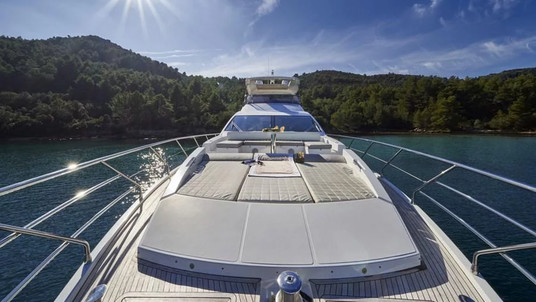 Azimut 72