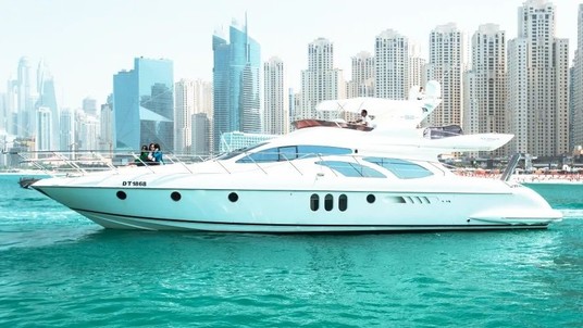 Azimut 62