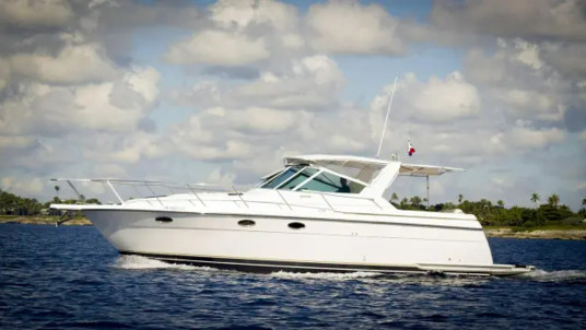 Tiara 3500 open hardtop