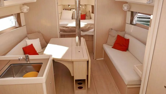 Beneteau Oceanis 38.1