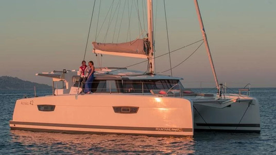 Fountaine Pajot Astrea 42