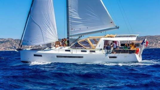 Sun Loft 47 - 6 + 1 cab.