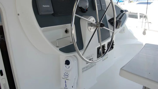 Fountaine pajot belize 43