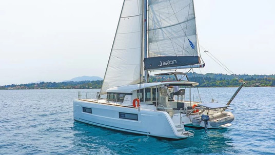 Lagoon 40