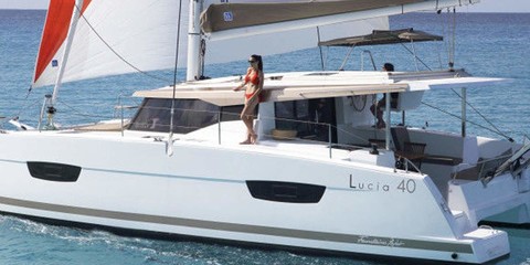 Fountaine Pajot Lucia 40 Maestro