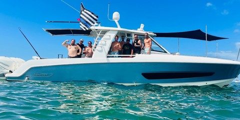 Boston Whaler 420 Outrage