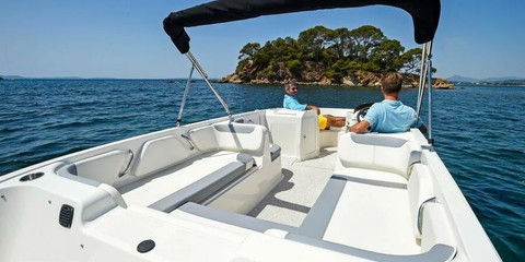 Bayliner Element E7