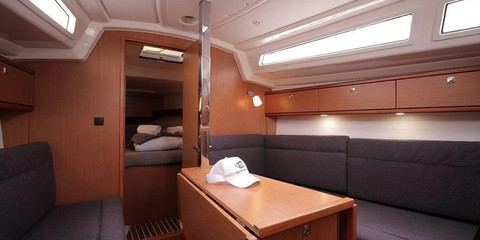 Bavaria 33 Cruiser