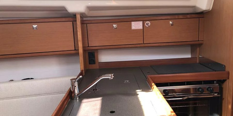 Bavaria CRUISER 34