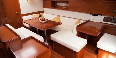 Beneteau Oceanis 50 Family