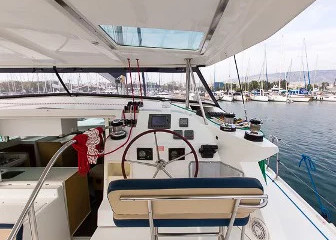Lagoon 420