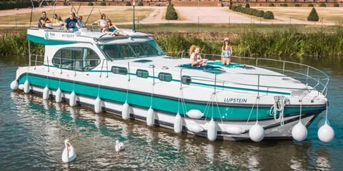 Cantieri estensi goldstar 560 c fly