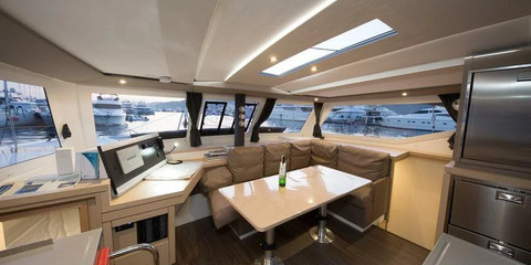 Fountaine Pajot Lucia 40