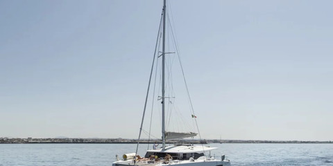 Fountaine Pajot Astréa 42
