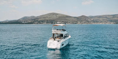 Bavaria E40 Fly