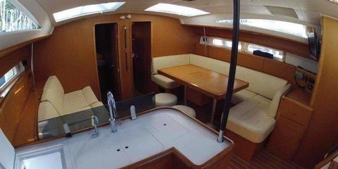 Jeanneau 53