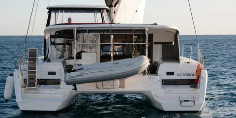 Lagoon 42