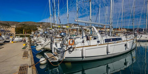 Beneteau Oceanis 38.1