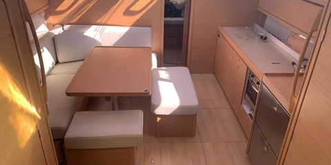 Dufour 460