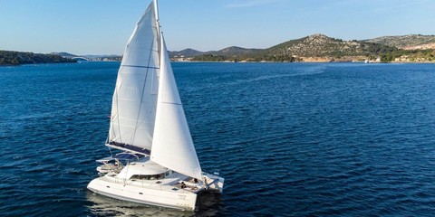 Lagoon 380