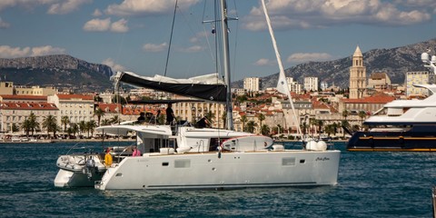 Lagoon 450 F