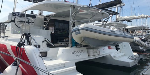Lagoon 42