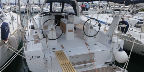 Beneteau Oceanis 38