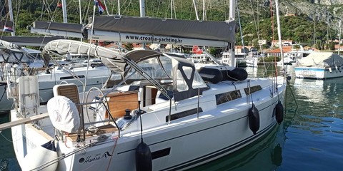Hanse 388