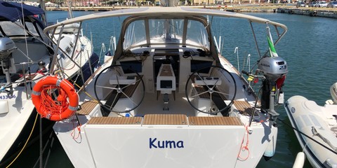 Dufour 360